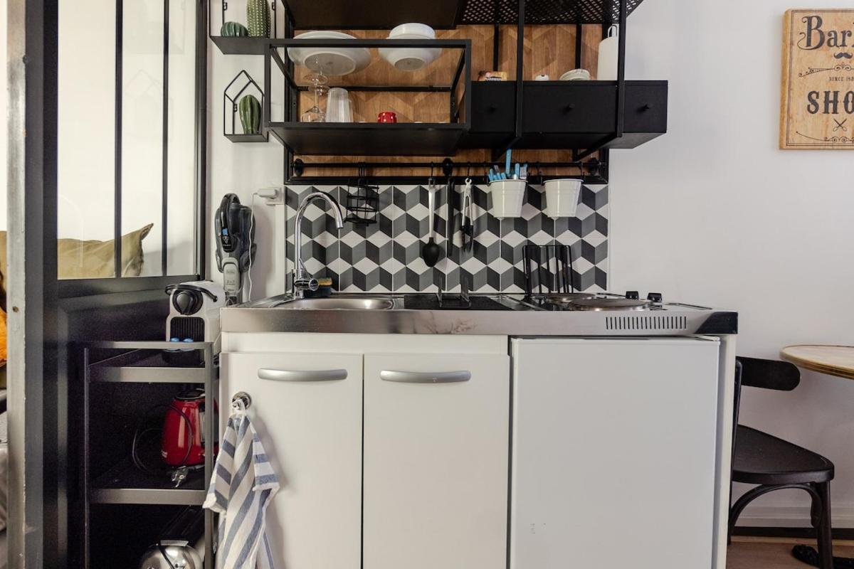 Studio Paris - Metro 7 Cadet - Quartier Faubourg-Montmartre Bagian luar foto